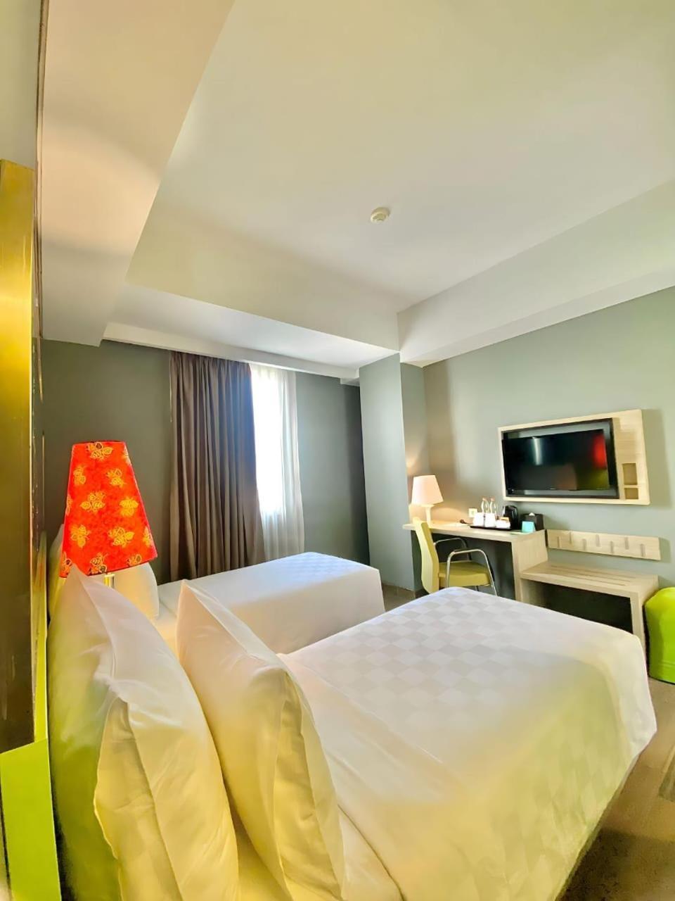 Hotel Khas Gresik Exteriér fotografie