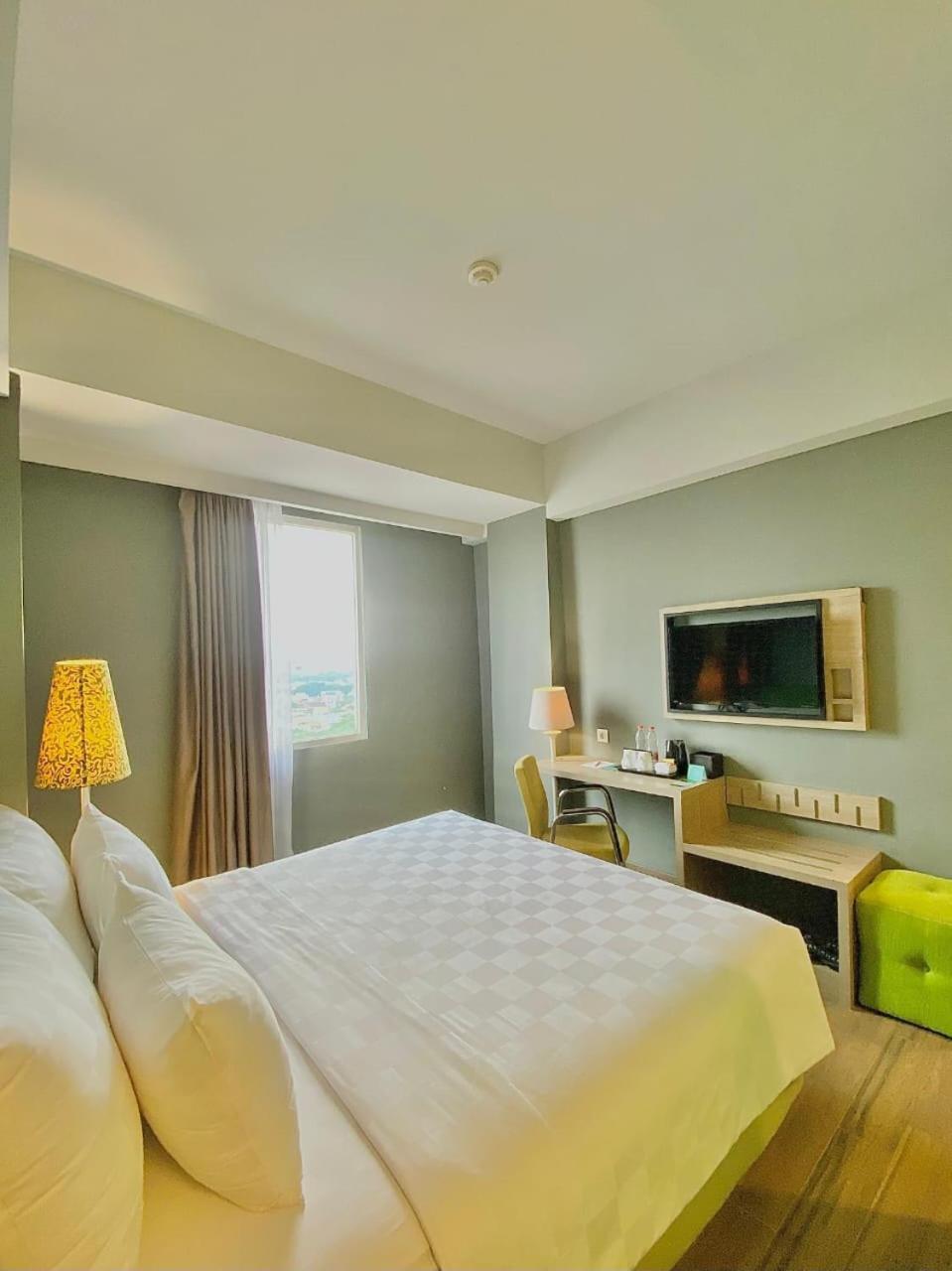 Hotel Khas Gresik Exteriér fotografie